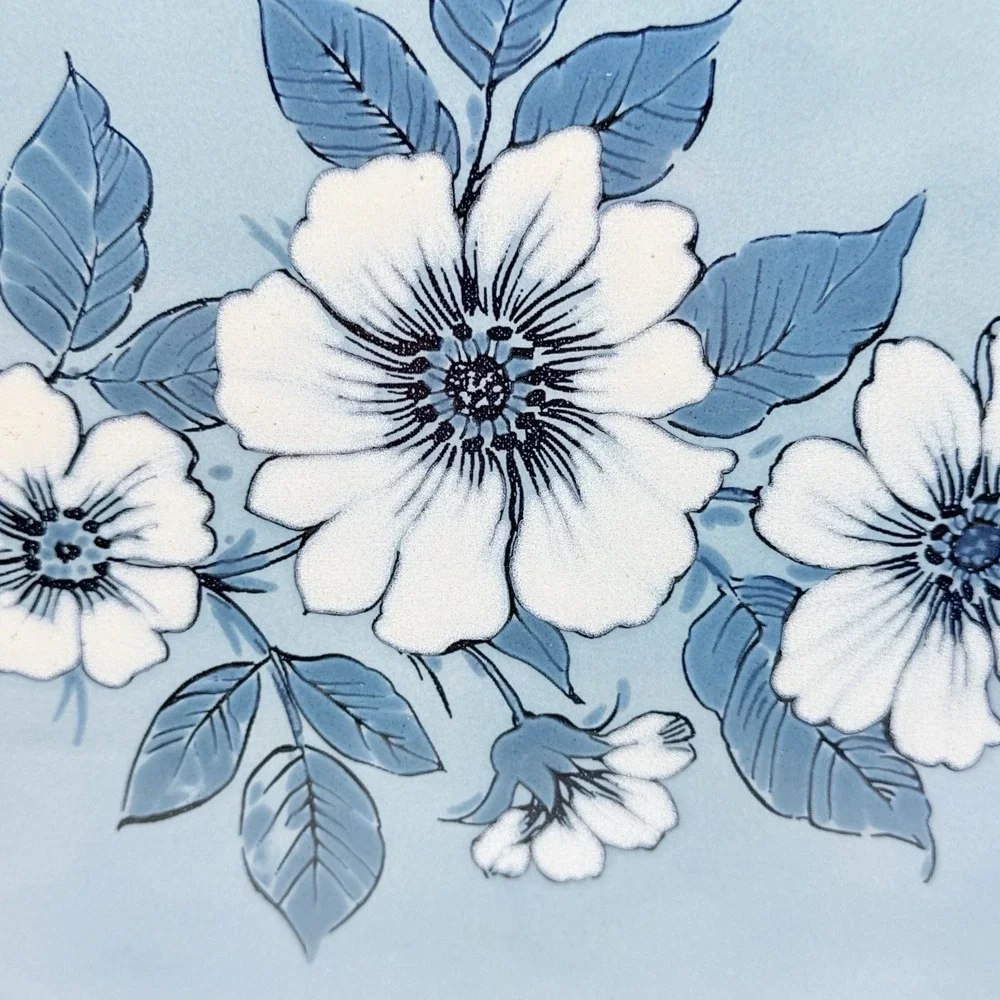 1970s Blue Daisy Ceramic 9